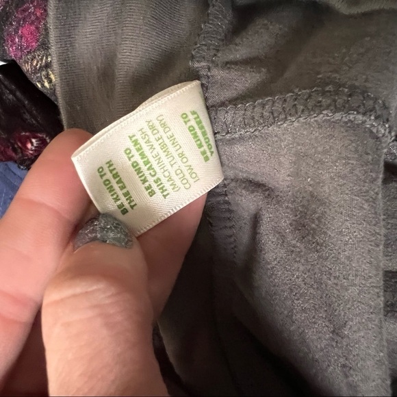 Soul Flower Gray Cropped Tie Leggings Size Small - Picture 6 of 9